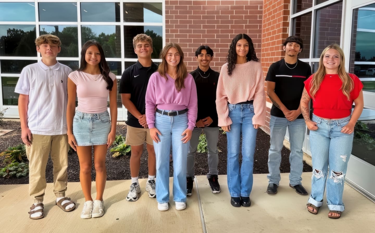 Class Attendants (Left to Right)
Freshmen Matthew Gabler and Alexa Becker, Sophomores Miles Ponce and Bernadette Larsen, Juniors Ethan Luna and Jayla Turnage, and Seniors David Luna, Lyla Clayton, and Hunter Buettner (Not Pictured)