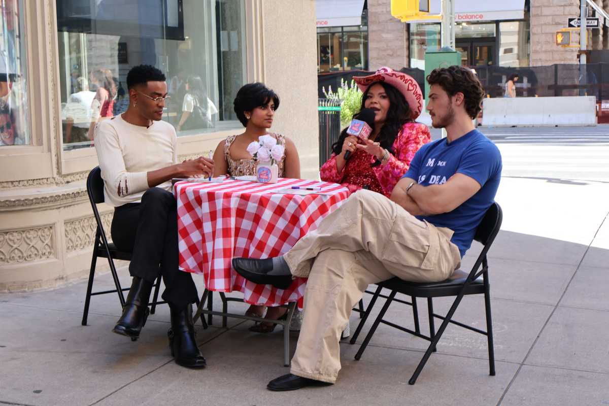 Street Hearts, an internet dating show centered around putting strangers together for a blind first date on the streets of NYC.