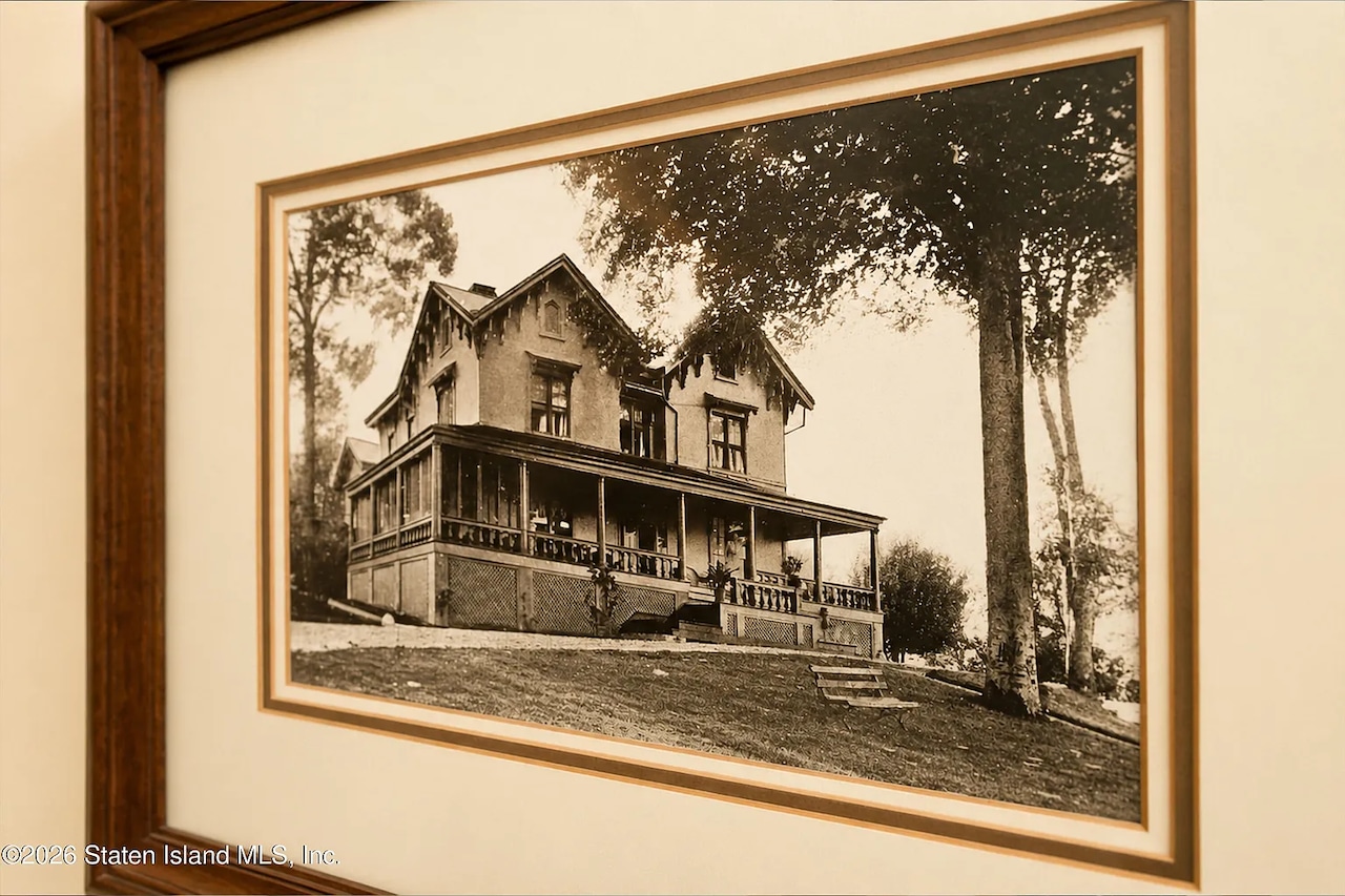 111 Douglas Rd.