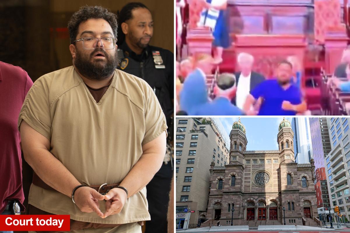 Antisemitic lunatic who stormed NYC synagogue claimed he was God before attack: prosecutors