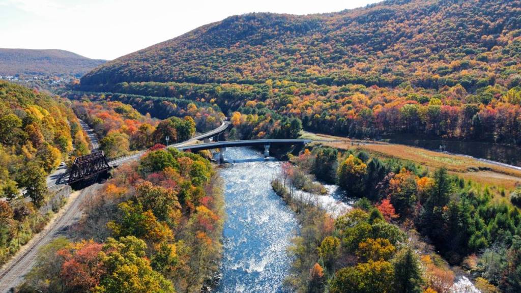 Lehigh Gorge State Park fall colors