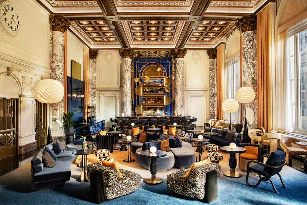 The Living Room Bar and Lounge 