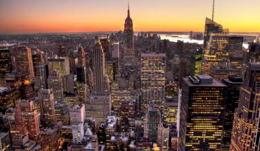 This 850-foot-high NYC observation deck offers fully open-air, 360° views of the Empire State Building and Central Park with no glass barriers