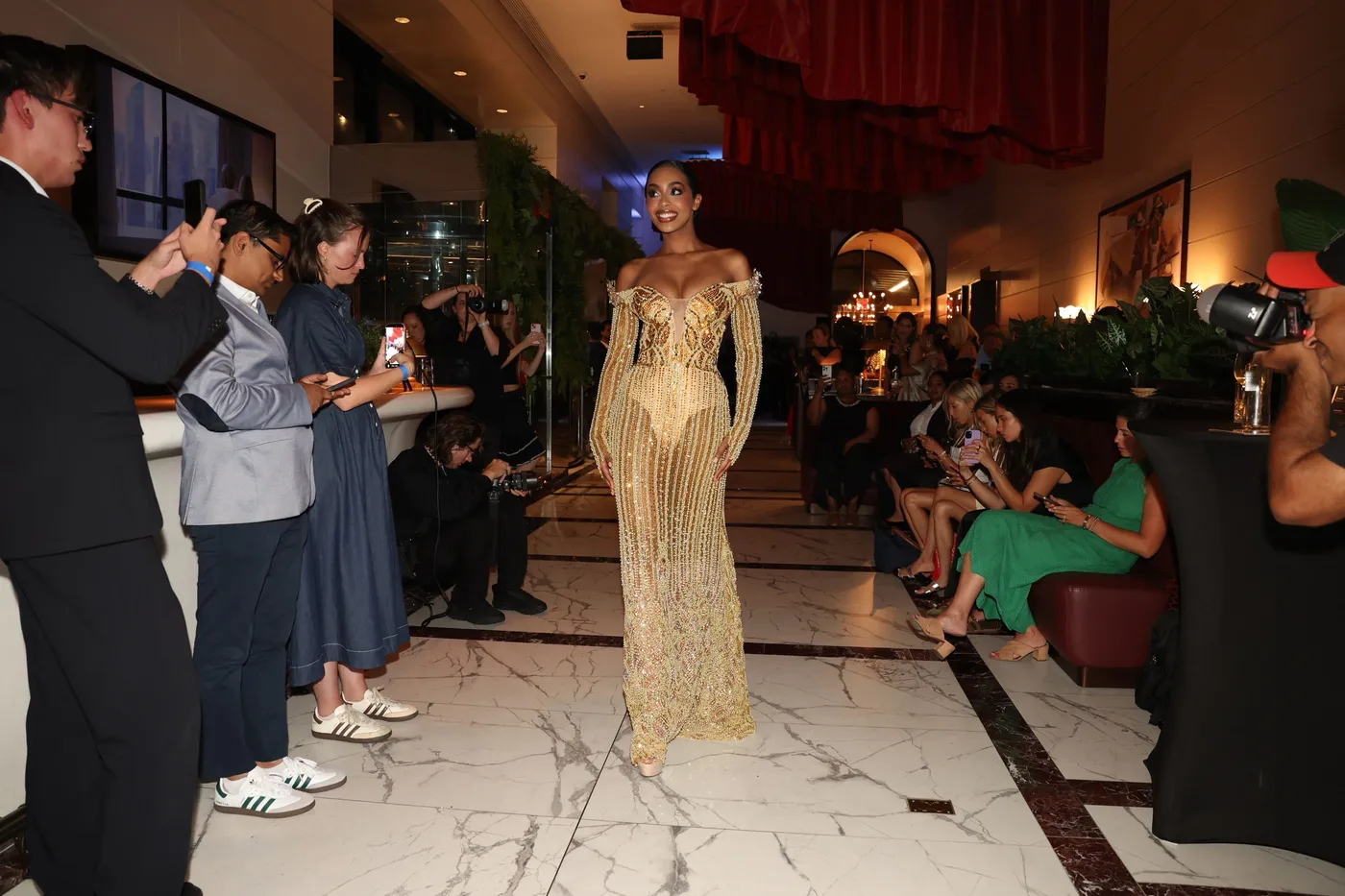 Model_on_Runway_at_M_Social_Hotel_New_York_Downtown_1.png Model_on_Runway_at_M_Social_Hotel_New_York_Downtown_1.png