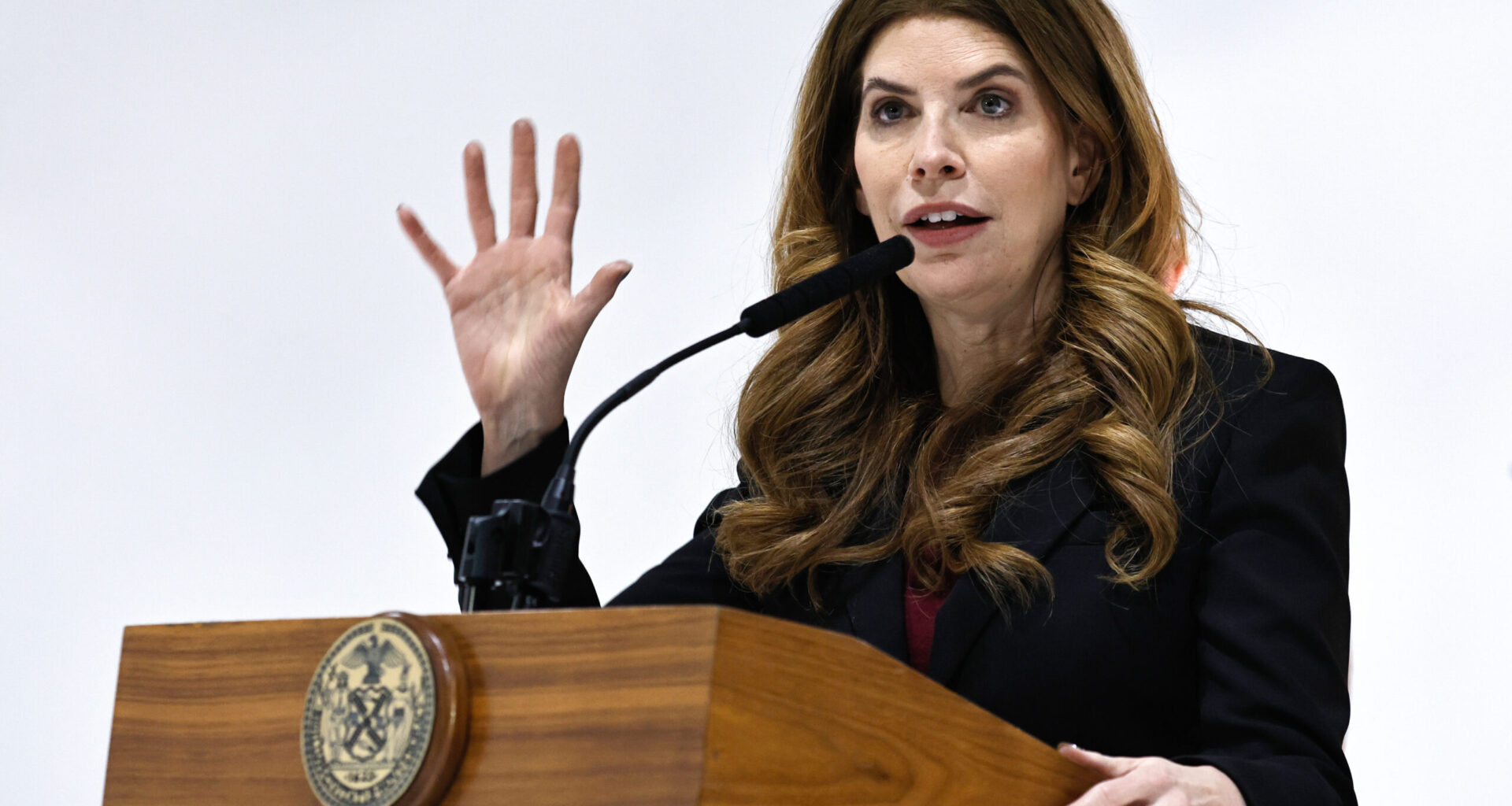 NYC Lawmakers Propose Financial Rewards for AI Whistleblowers