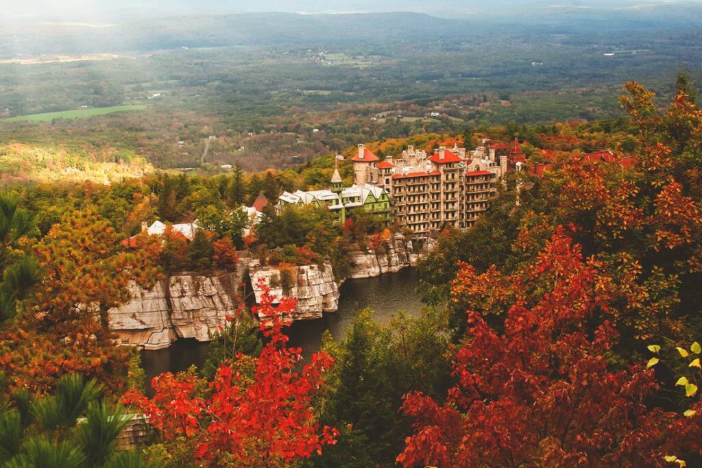 This historic Hudson Valley city was New York’s first capital — and it’s gearing up for peak fall foliage with scenic train rides & waterfront dining