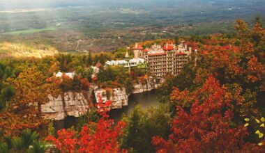 This historic Hudson Valley city was New York’s first capital — and it’s gearing up for peak fall foliage with scenic train rides & waterfront dining