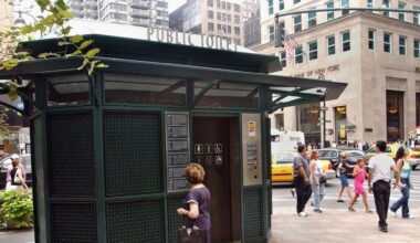New York City's New High-Tech Toilets Will Kick You Out After 10 Minutes. Seriously.
