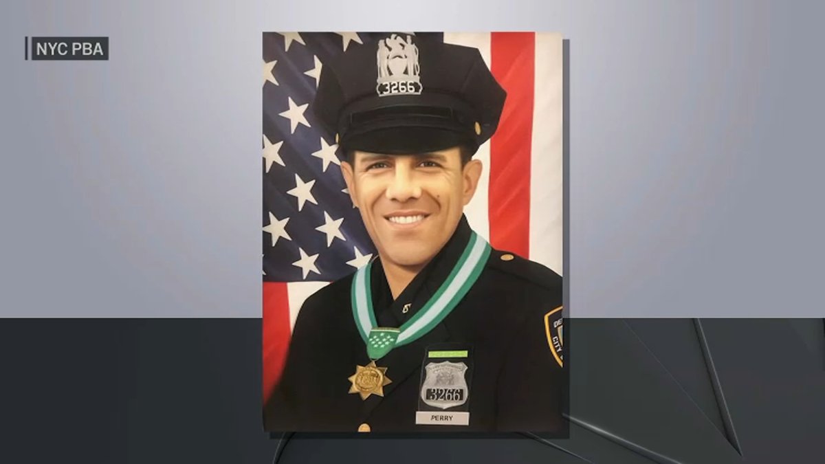 He was minutes from retiring from the NYPD — then ran to Twin Towers on 9/11 – NBC New York