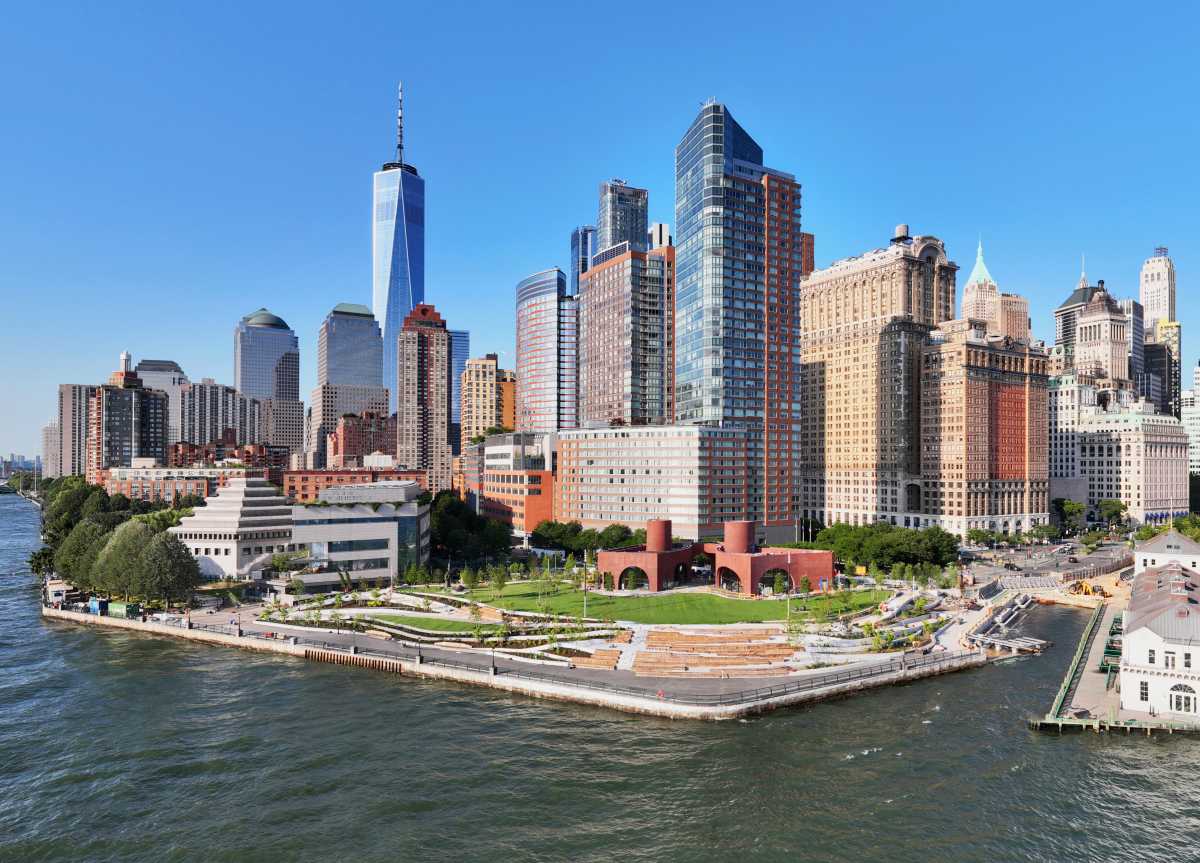 New flood defenses protect Battery Park City as nor’easter hits NYC