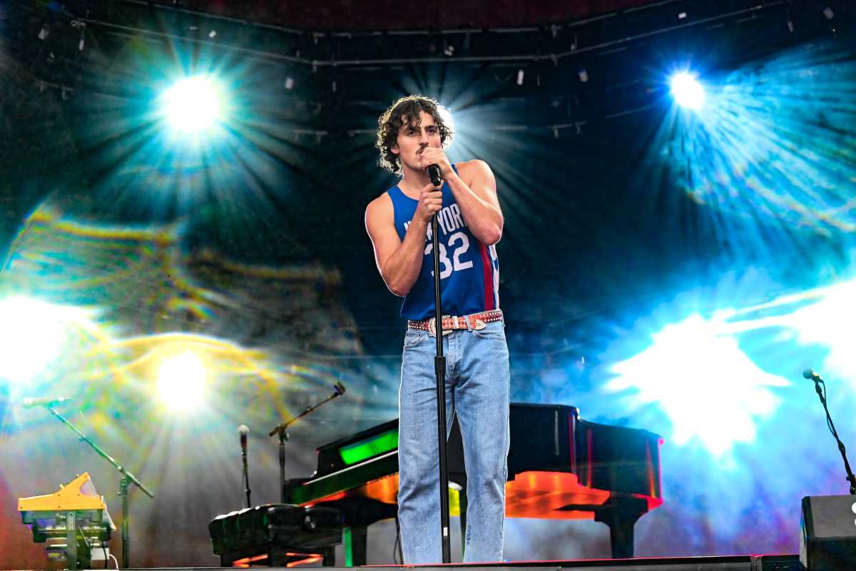 Benson Boone at the Global Citizen Festival.