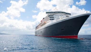 Refurbishing Cunard's Queen Mary 2