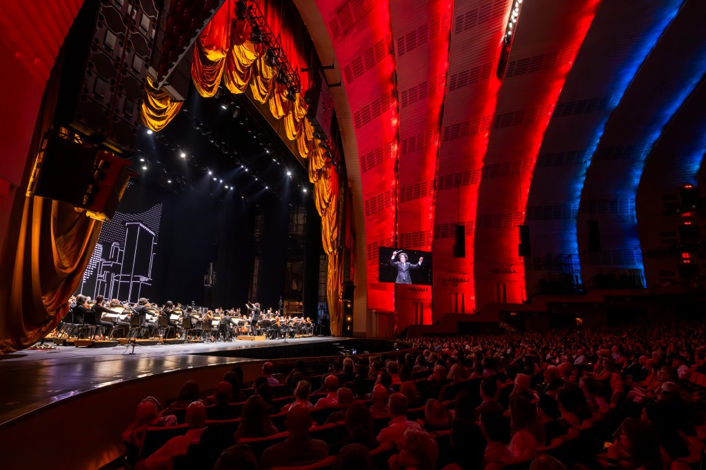 Gustavo Dudamel Takes New York Philharmonic Baton With Help From Lizzo, Liev Schreiber & More