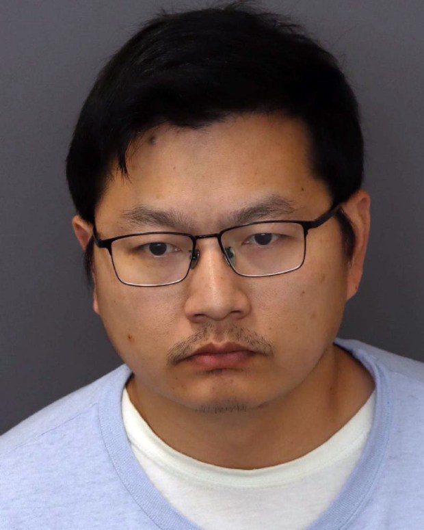 Dakota County Jail mugshot of Hong Zhang
