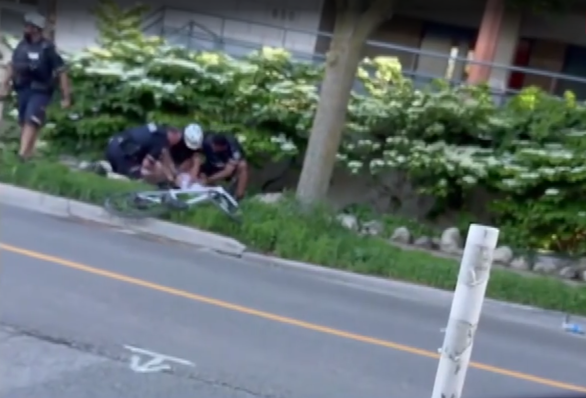 No charges laid against officer in police takedown of cyclist on Queens Quay: SIU