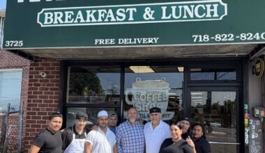 A burger led Alan Bolton to Pete’s Diner — 20 years later, he’s made it his own – Bronx Times