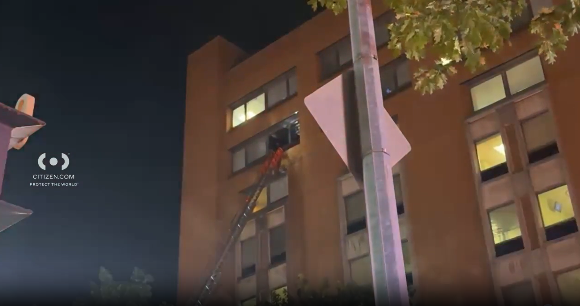 News 12 | Bronx | Fire Breaks Out Inside St Barnabas Hospital