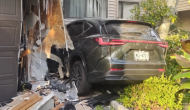 News 12 | Bronx | Woman Arrested For Dwi After Crashing Into Melville Home