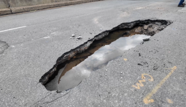 News 12 | Bronx | Water Main Break Causes Sinkhole Closes Part Of Central Park Avenue In Yonkers