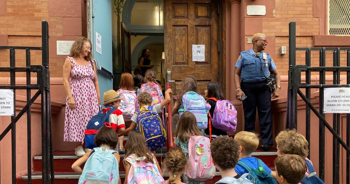 Back to school in NYC: New AI and screen limits offer relief to parents