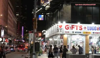 Third knife attack in under a week reported in Times Square – NBC New York