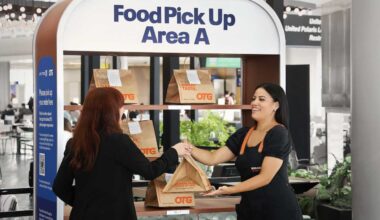 United Airlines Tests New Gate Food Service At EWR