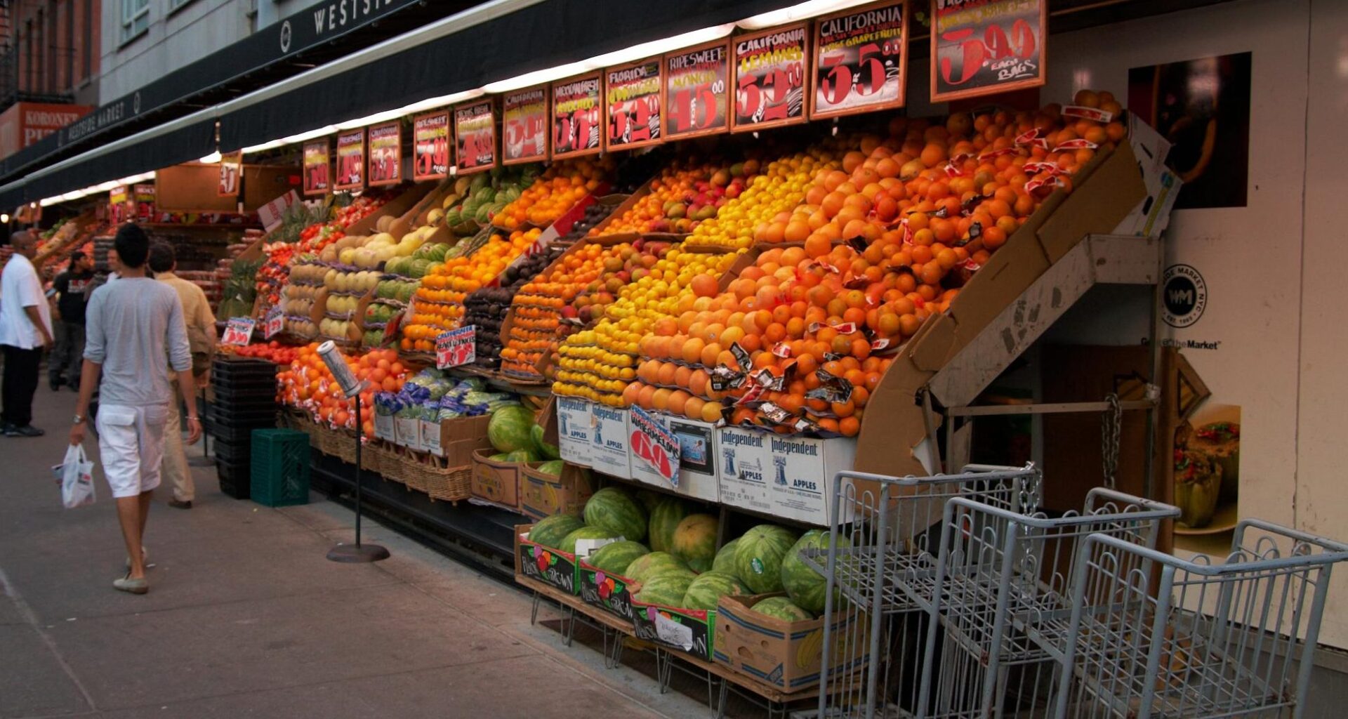 Mamdani announces plan to open new city-owned grocery stores