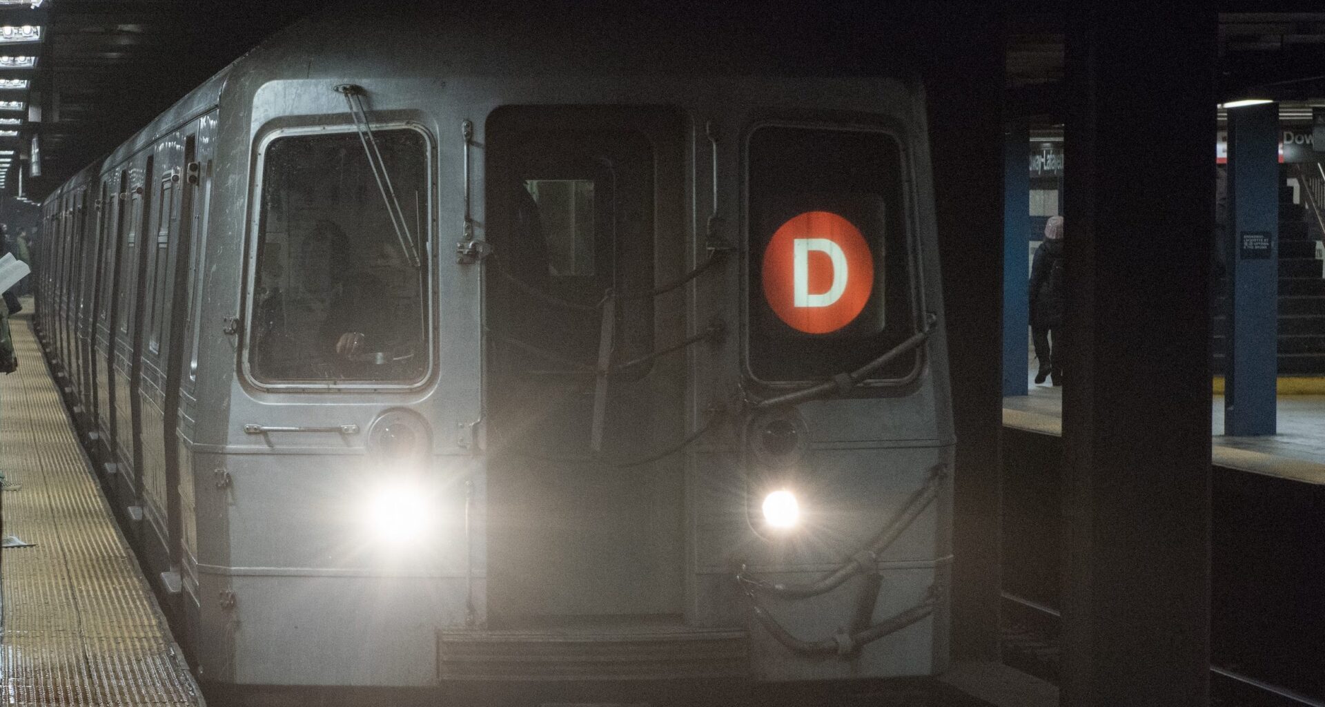 MTA track worker killed on Bronx subway tracks by oncoming train