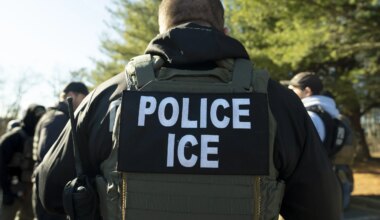 ICE spotted making arrests near Woodside playground, angering officials — Queens Daily Eagle