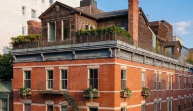 An East Village Penthouse Duplex That Looks Like a Cottage