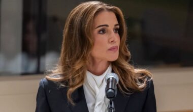 Queen Rania steps out in sharp power suit with an unexpectedly romantic detail in New York