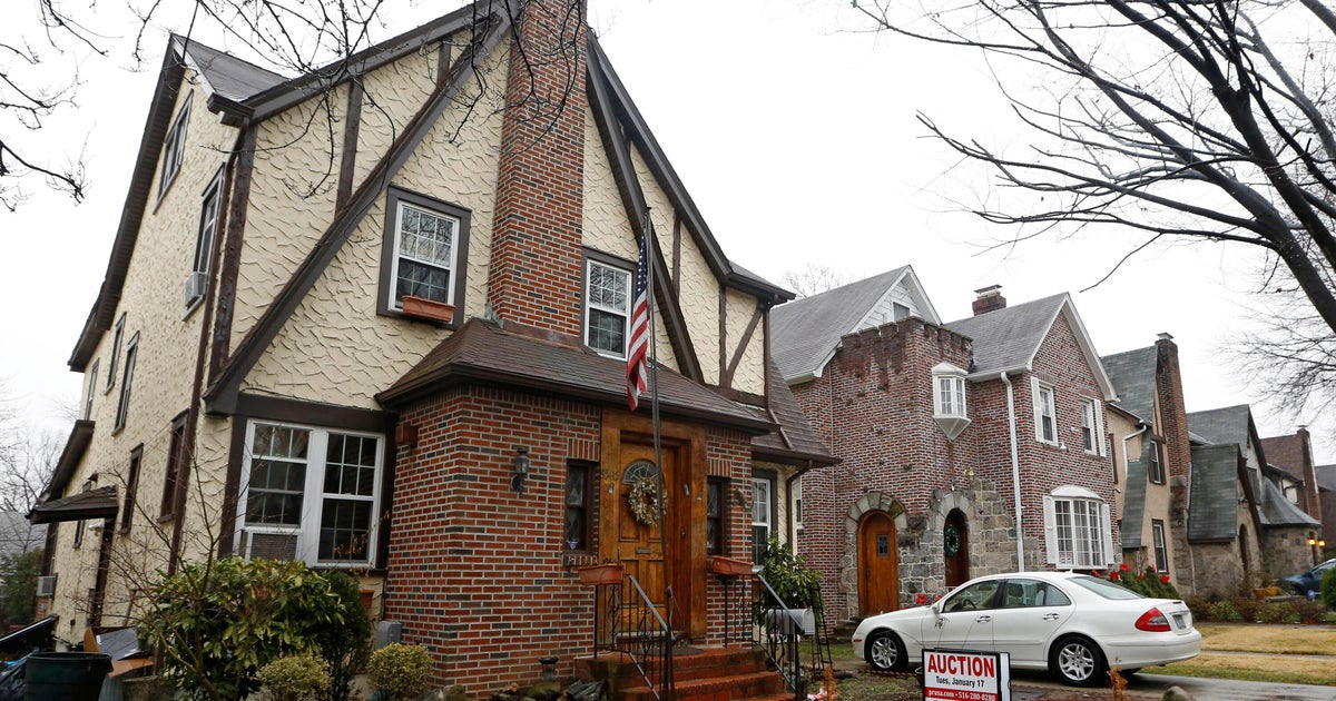 President Trump's childhood home in Queens sells for nearly $2 million