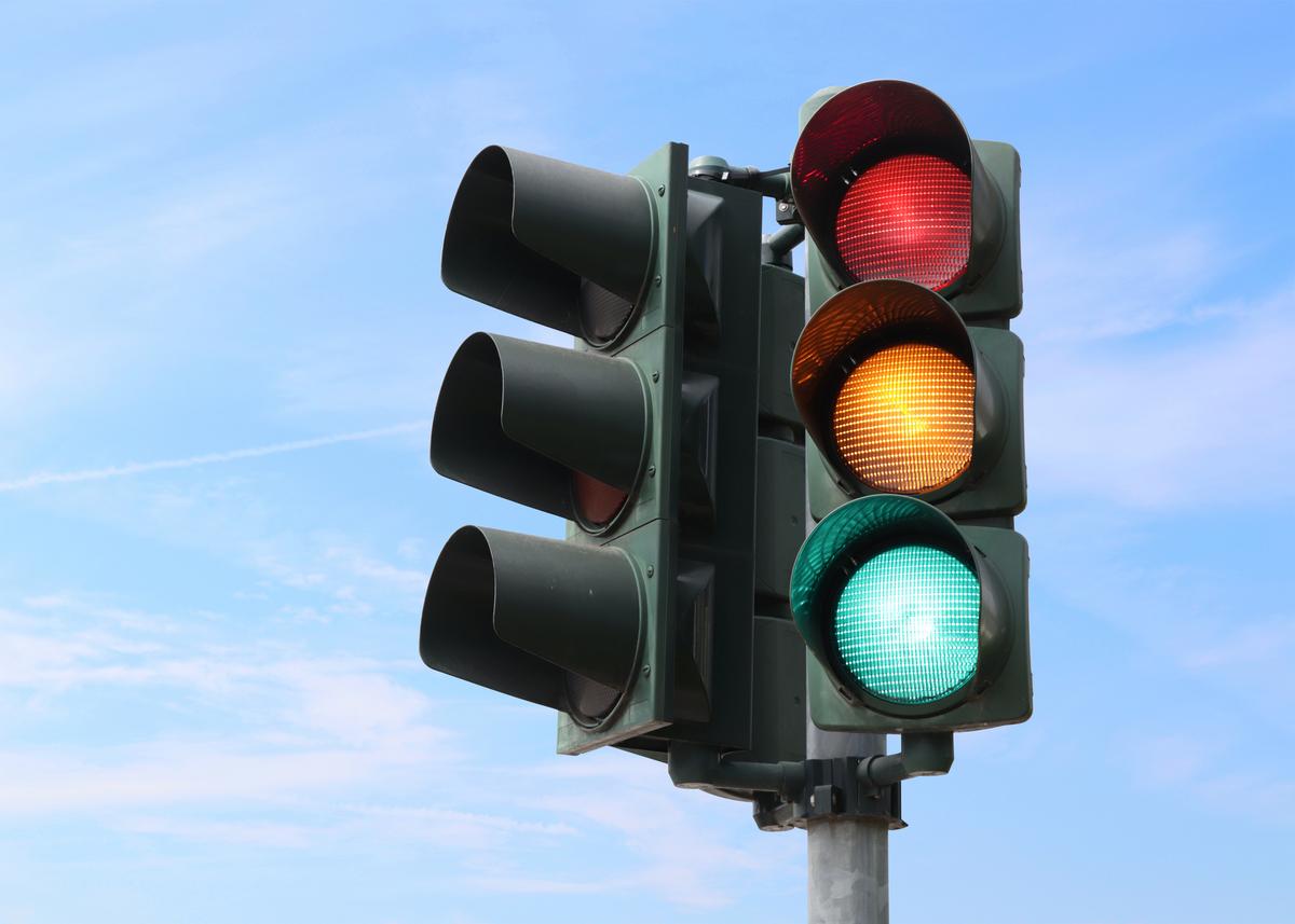 Cities In The US Testing Faster Green Lights For Good Drivers