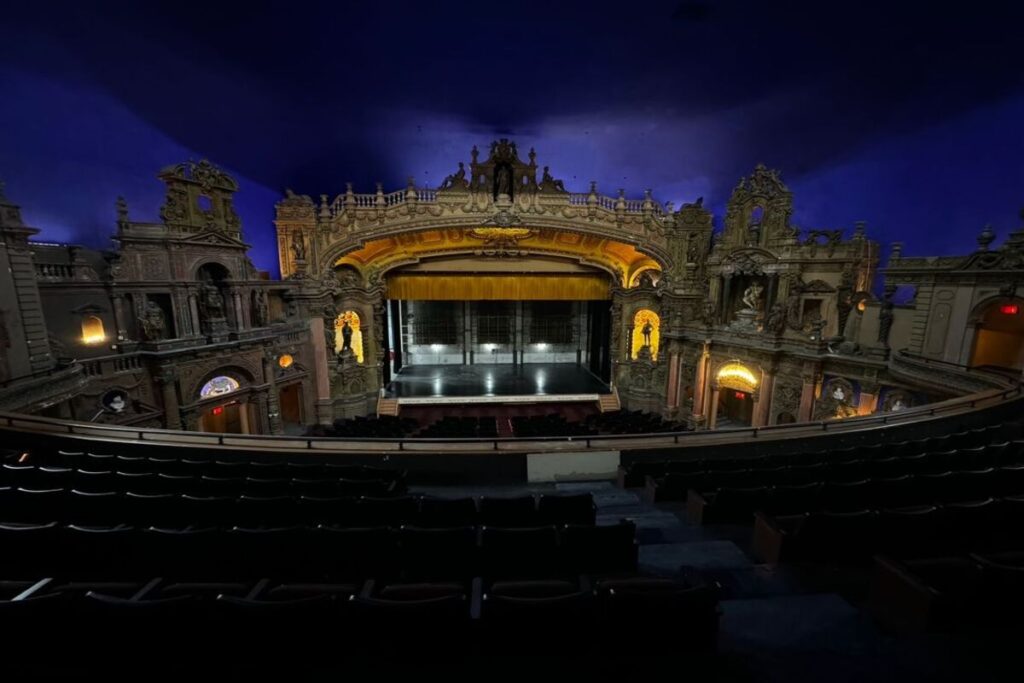 After sitting empty for nearly 30 years, the Bronx’s historic 1929 theatre is reopening with 4,000 seats and a starry night ceiling