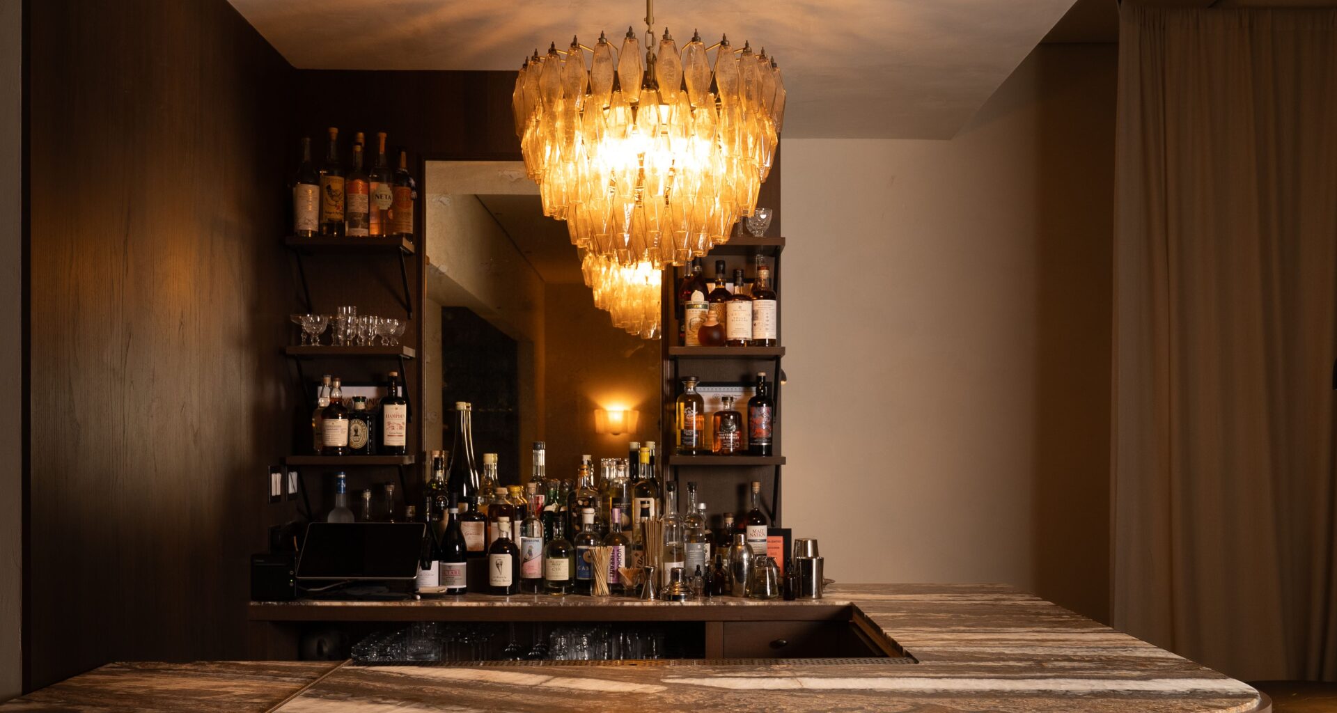bar
