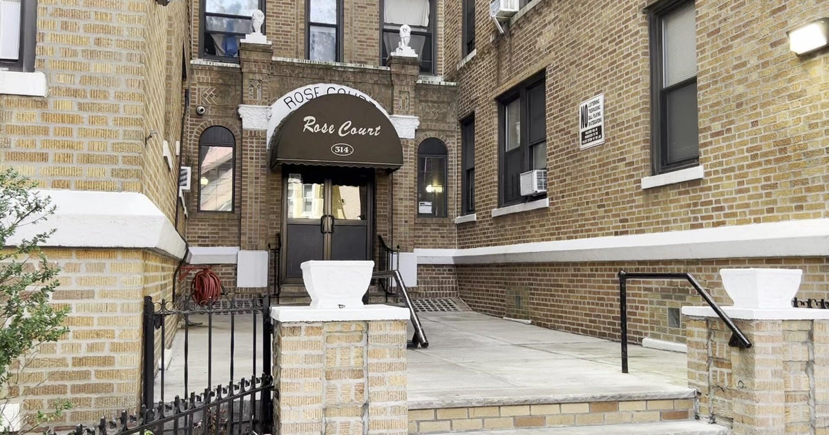 Woman's death in a Brooklyn apartment deemed suspicious by police, sources say