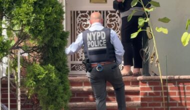 Woman randomly stabs bystander in head after traffic dispute in Queens, police say
