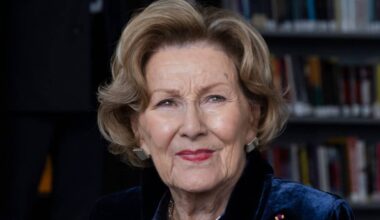 Queen Sonja's title change following King Harald's death