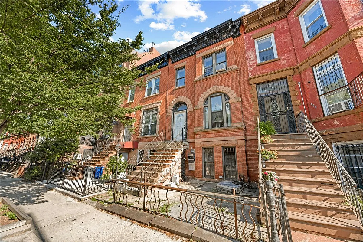 brick row house