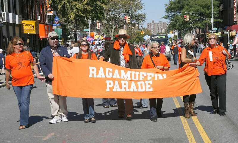 Bay Ridge’s beloved Ragamuffin Parade turns 60, celebrating generations of community • Brooklyn Paper