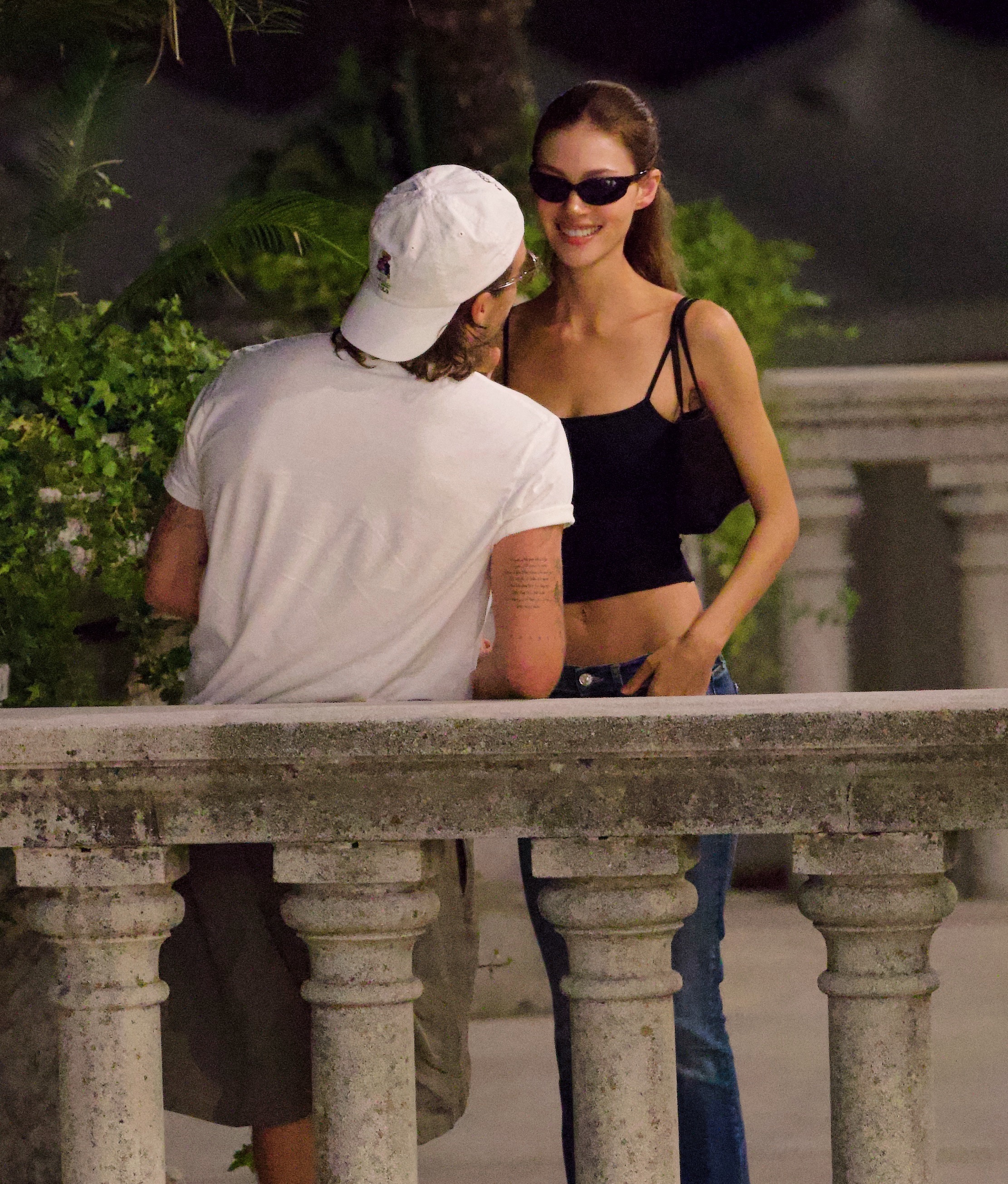 *EXCLUSIVE* Brooklyn Beckham and wife Nicola Peltz pack on the PDA while taking in the sights in Venice