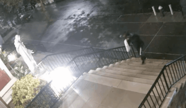 Brooklyn church vandal who smashed light into street sought by NYPD