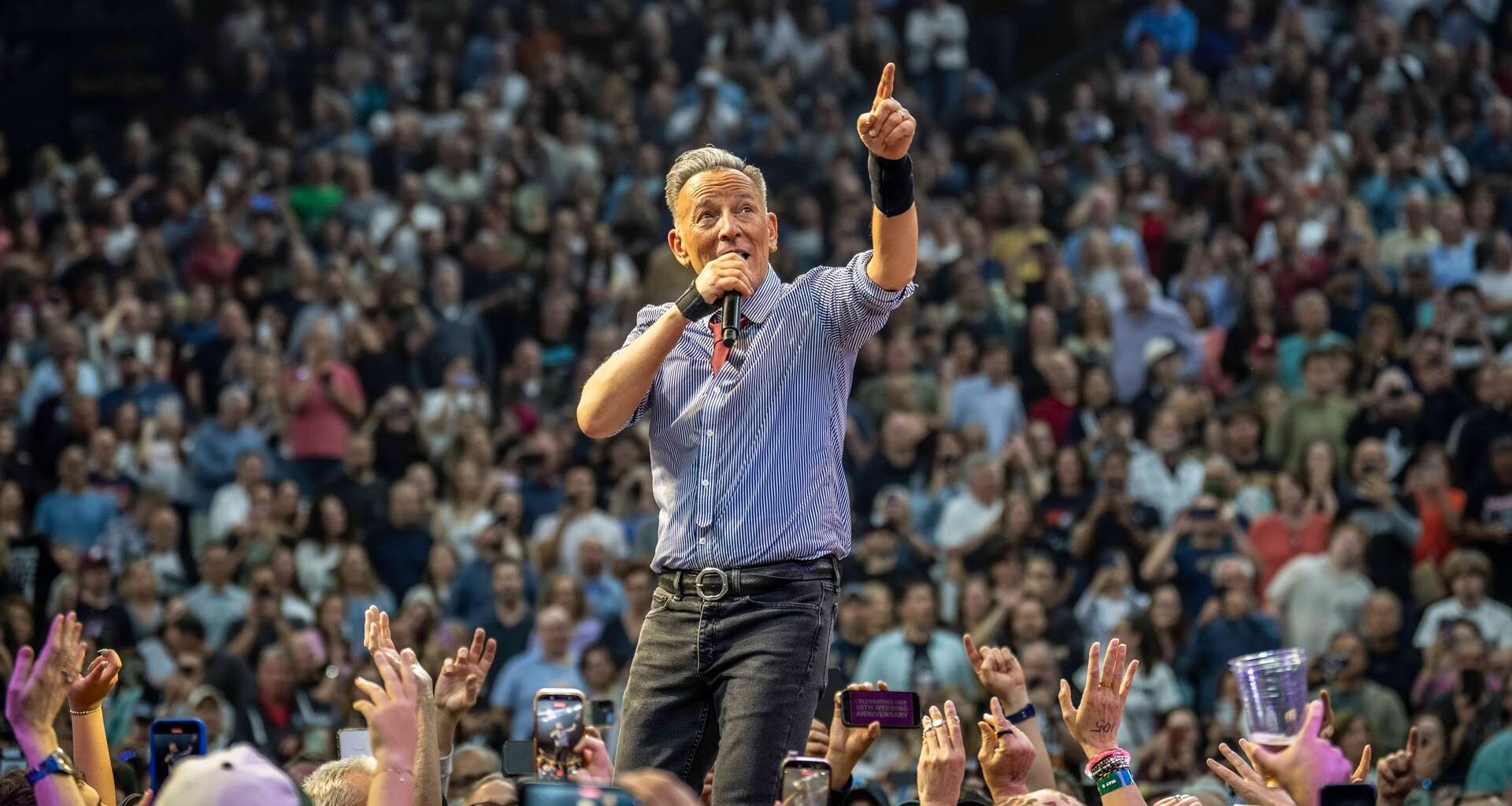 Report: Bruce Springsteen Drops Out of Tuesday's Jimmy Kimmel Live in Brooklyn Along with Tom Morrell, Amy Schumer Replaces
