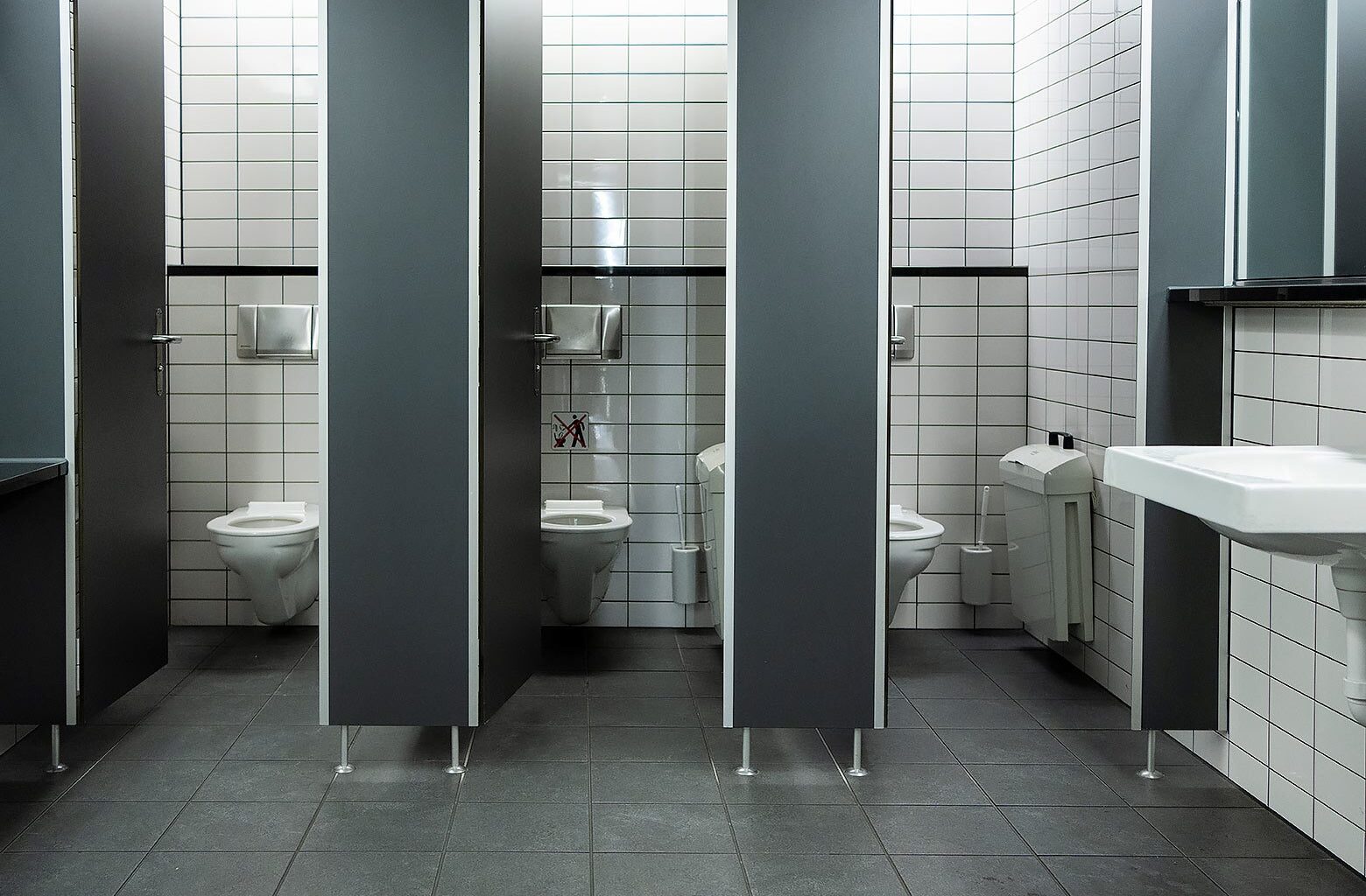 New York’s new public restrooms from Throne are a new solution to an old problem. Will they work?