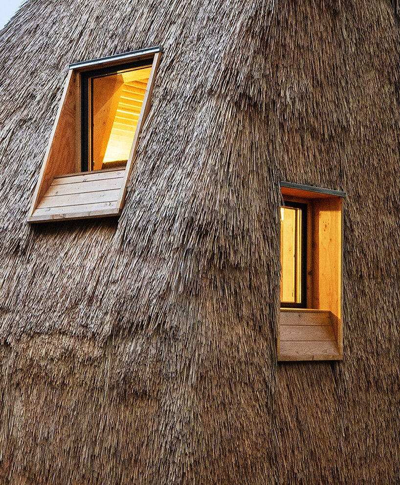 agricultural waste forms complete building system in new york house by LTL architects - 6