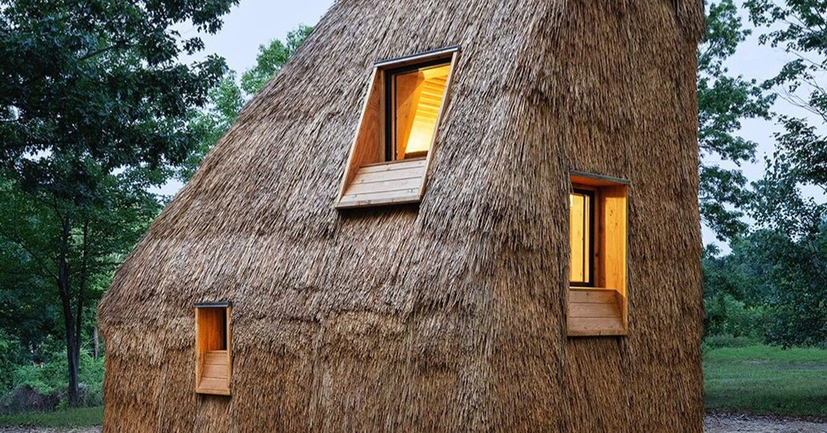agricultural waste forms LTL architects’ all straw house