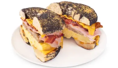 Brooklyn Water Bagel opens 1st campus location at Nova Southeastern University
