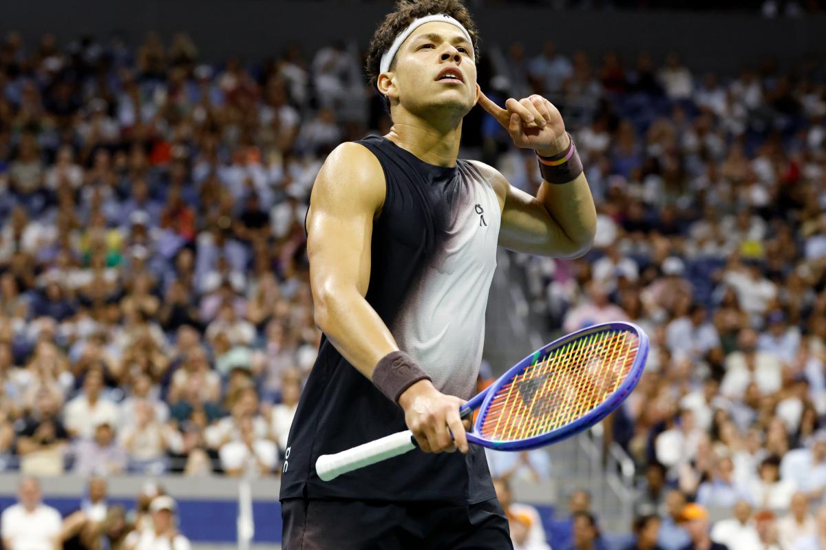 Ben Shelton rolls past Frances Tiafoe to reach US Open final