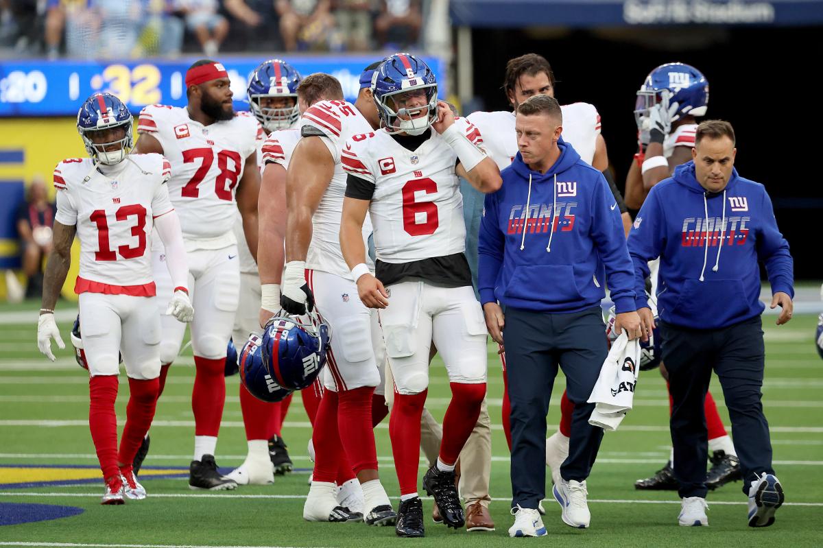 Giants appear to avoid the worst with Jaxson Dart knee injury
