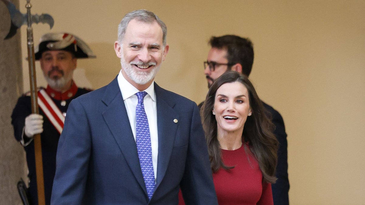 King Felipe VI, Queen Letizia and Queen Sofía Head to Oslo for King Harald V's Funeral